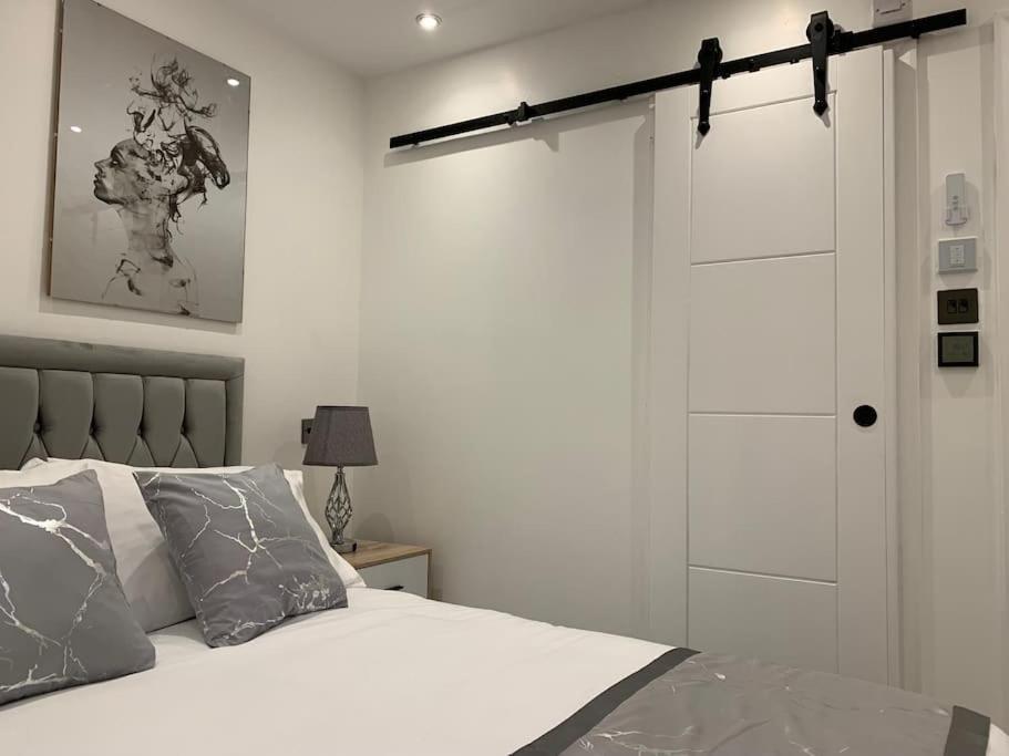Apartment C, A One Bedroom Flat In South London Carshalton Dış mekan fotoğraf